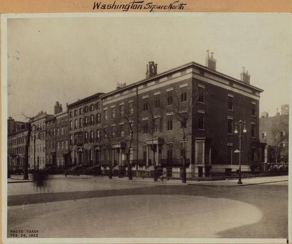 Manhattan: Washington Square North - 5th Avenue, 1922