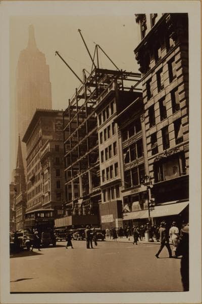 Manhattan: 5th Avenue - 40th Street, 1935