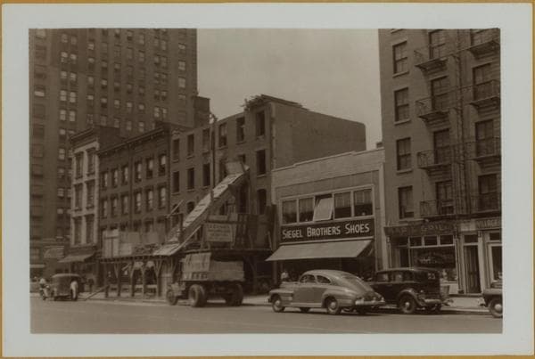 Manhattan: 6th Avenue - Waverly Place, 1941