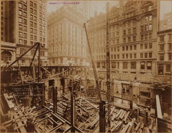 Manhattan: Broadway - Liberty Street, 1912