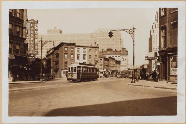 Manhattan: 8th Avenue - 4th Street, 1933
