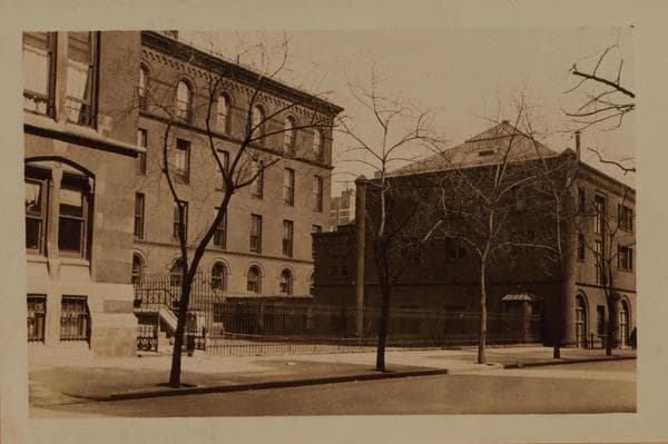 Manhattan: 70th Street - Madison Avenue, 1928