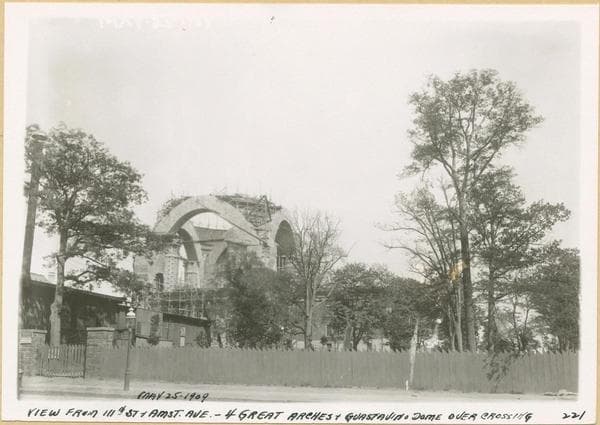 Manhattan: Amsterdam Avenue - Cathedral Parkway, 1909