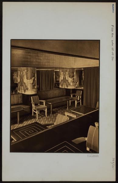 Manhattan: 5th Avenue - Between 58th and 59th Streets