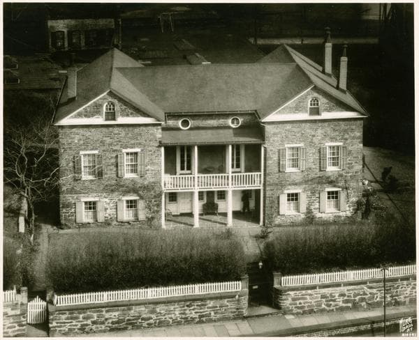 421 East 61st Street (York Avenue - First Avenue)