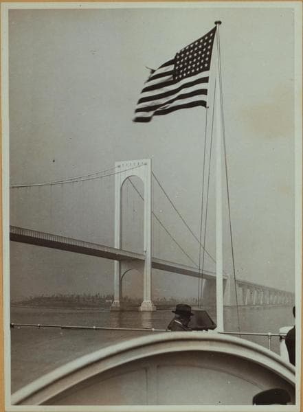 Bridges - Bronx-Whitestone Bridge - [Midstream on the East River.], 1939