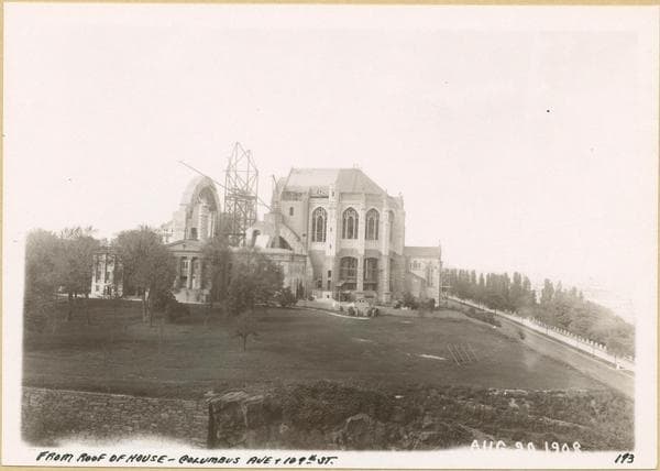 Manhattan: Amsterdam Avenue - Cathedral Parkway, 1908