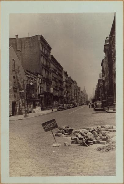 Manhattan: West Broadway - Broome Street, 1939