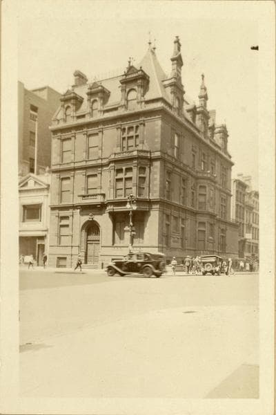 Manhattan: 5th Avenue - 49th Street