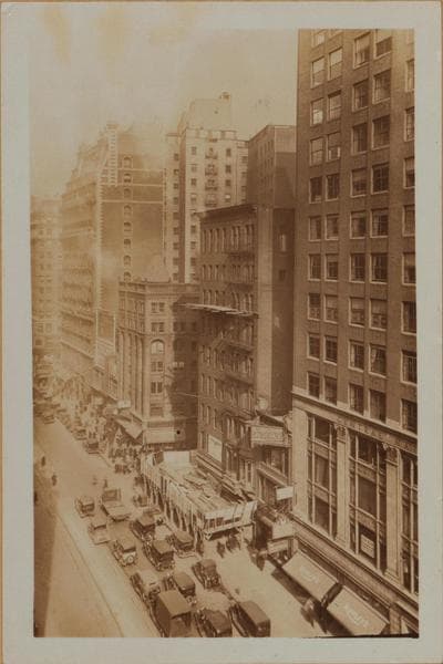Manhattan: Broadway - 40th Street, 1930