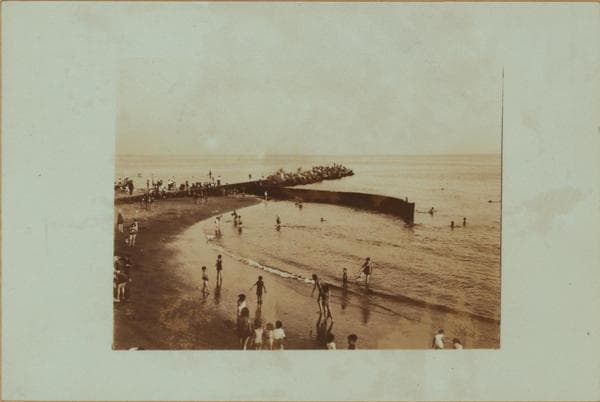 Islands - Coney Island - [View of beach and amusement concessions.], 1932
