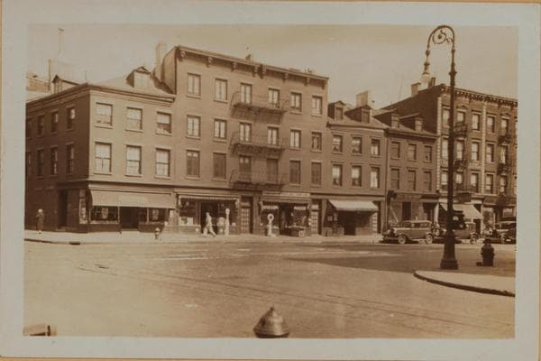 Manhattan: Hudson Street - 10th Street, 1930