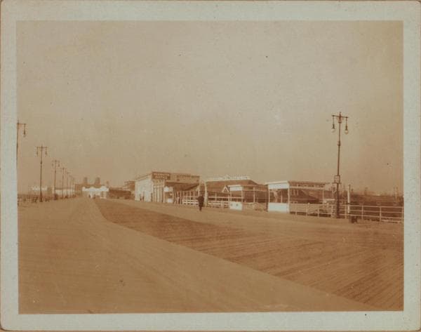 Islands - Coney Island - [Riegelmann boardwalk.], 1923–1924
