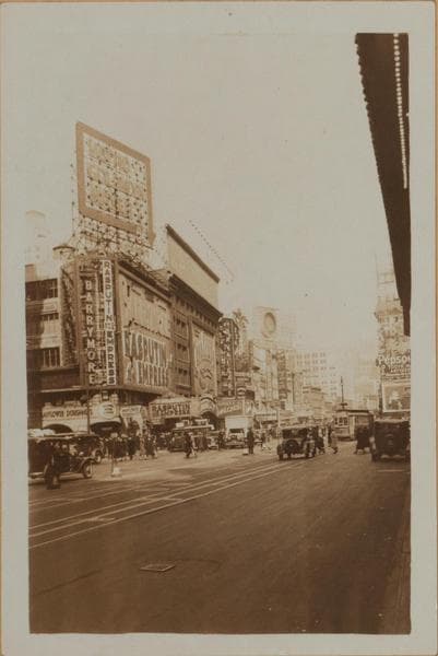 Manhattan: Broadway - 45th Street, 1933