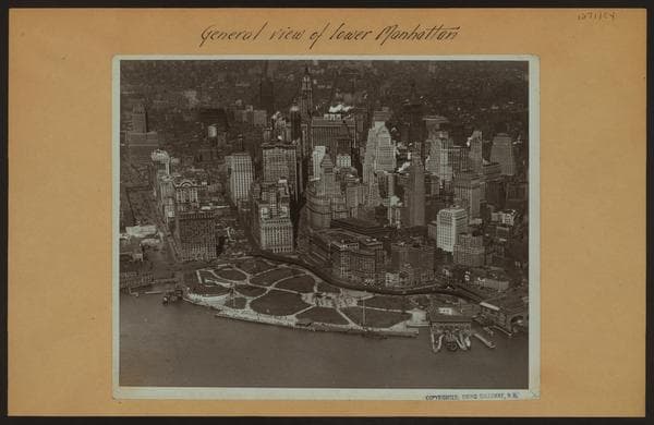 General view - Lower Manhattan -[Upper New York Bay.], 1925