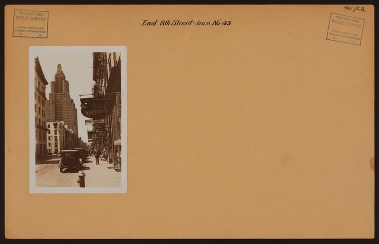 Manhattan: 8th Street - University Place, 1933