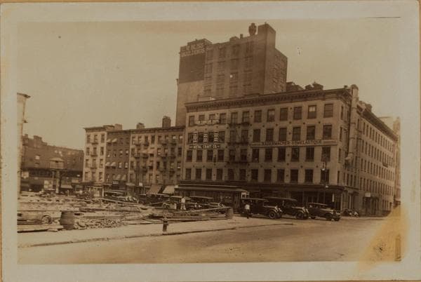 Manhattan: 2nd Ave. - 22nd St.