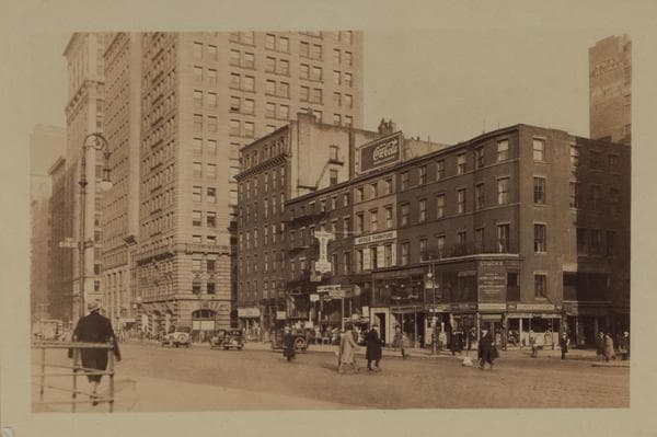 Manhattan: Union Square (East) - [36-44, 46-48 Union Square] - Between 16th and 17th Streets., 1928–1930