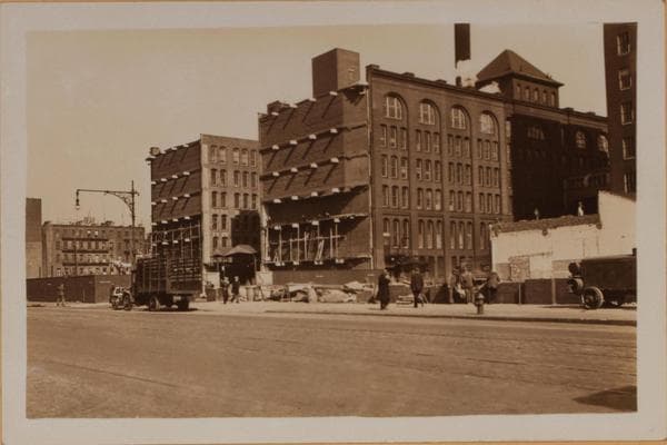 Manhattan: 10th Avenue - 15th Street, 1933