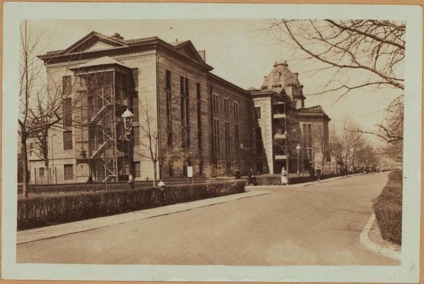 Manhattan: Welfare Island - Metropolitan Hospital., 1933
