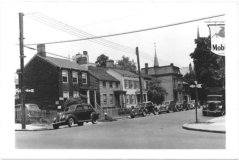 39th Avenue at Prince Street, to Northeast, Queens, 1940-06-28