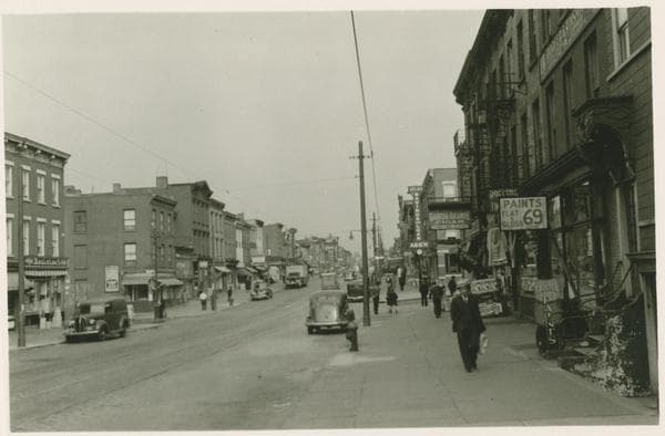 Fifth Avenue - 21st Street looking north, 1941-11-05