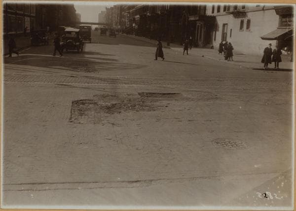 Manhattan: 57th Street - 8th Avenue, 1920