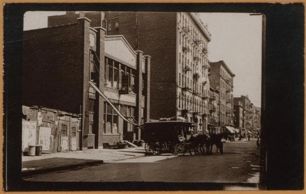 Manhattan: 13th Street (East) - Avenue B, 1915
