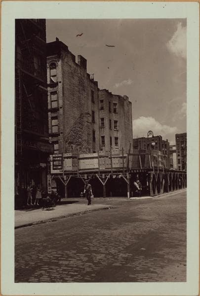 Manhattan: Water Street - Jackson Street, 1939