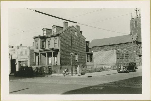 Conselyea Street - Lorimer Street, northeast corner, 1941-09-22