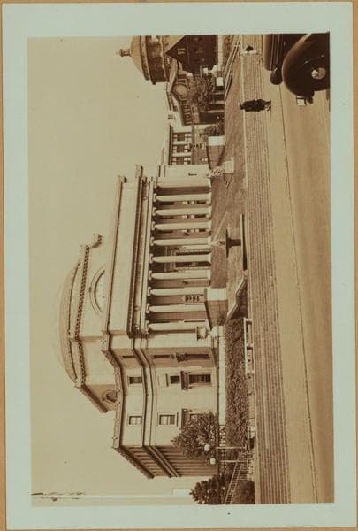 Colleges and Universities - Columbia University., 1923–1937