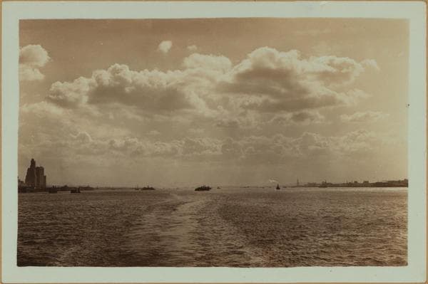 North (Hudson) River - Shore and skyline - Manhattan - Battery - 14th Street - [Upper Bay - Statue of Liberty.], 1933