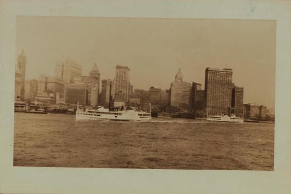 North (Hudson) River - Shore and Skyline - Manhattan - Battery - 14th Street - [Bankers Trust Company ; Columbia Trust Company ; Equitable Trust Company ; Irving Trust Company ; Singer Manufacturing Company ; Whitehall Building ; Bankers Trust Company ; Columbia Trust Company ; Equitable Trust Company ; Irving Trust Company ; Singer Manufacturing Company ; Whitehall Building]., 1925–1930