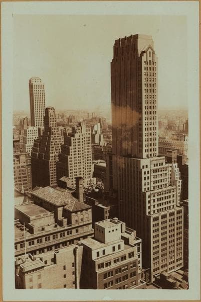 General view - 5th Avenue - Northeast., 1932–1933