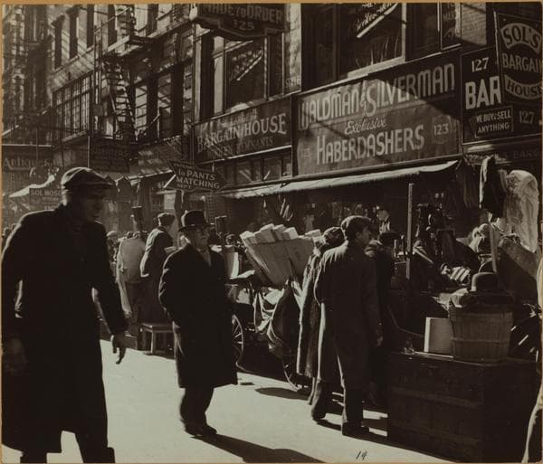 Occupations - Peddlers - Foodstuffs and Clothing., 1937