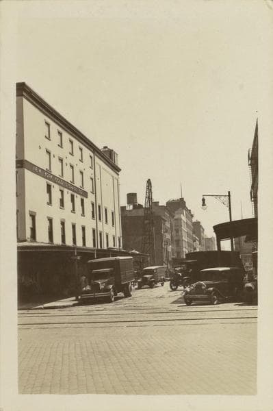 Manhattan: 13th Street - 10th Avenue, 1933