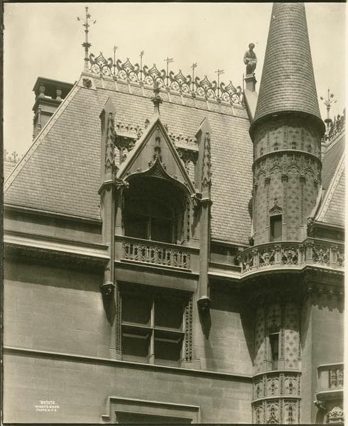Fifth Avenue - East 52nd Street