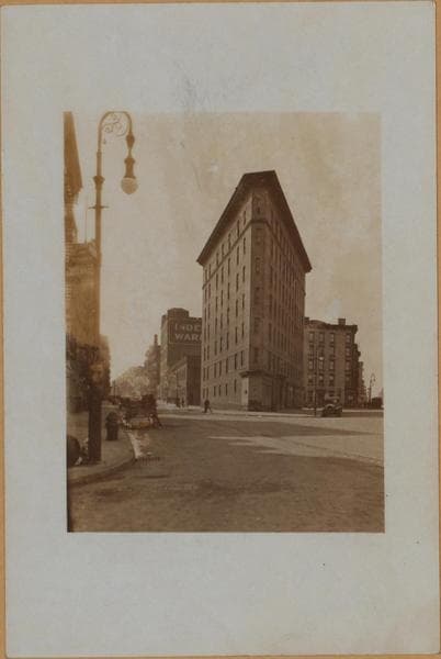 Manhattan: Grand Street - Monroe Street