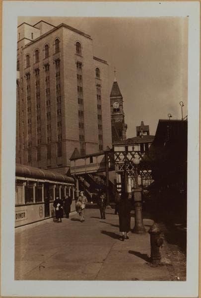 Manhattan: 6th Avenue - Christopher Street, 1939