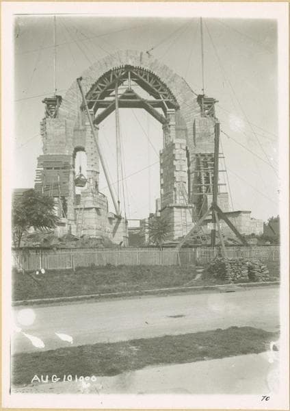 Manhattan: Amsterdam Avenue - Cathedral Parkway, 1900