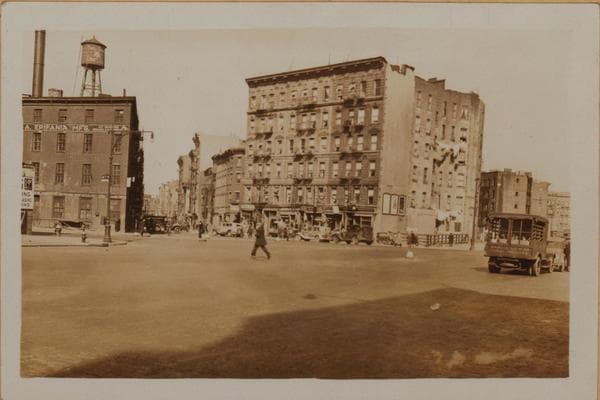 Manhattan: Bedford Street - Houston Street, 1928–1932