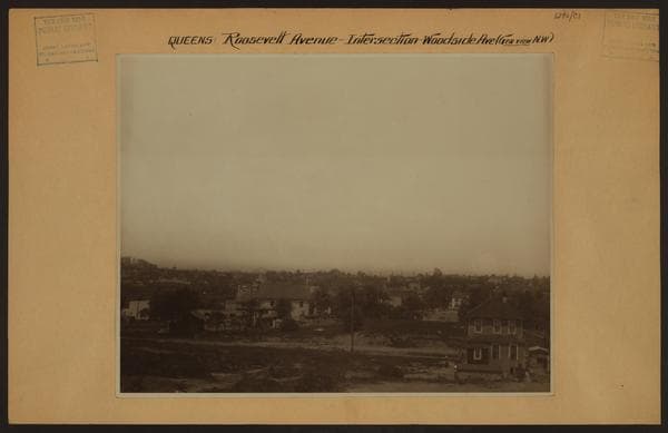 General view - Queens - Roosevelt Avenue - Woodside Avenue.