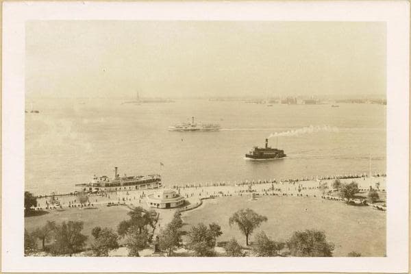 Manhattan: Battery Park Sea Wall and new ticket booth., 1936