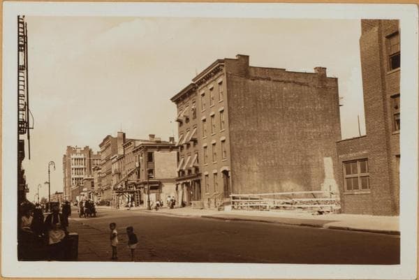 Brooklyn: Leonard Street - Scholes Street, 1935–1936