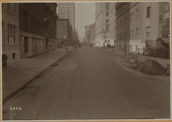 Manhattan: 54th Street - Lexington Avenue, 1919–1920