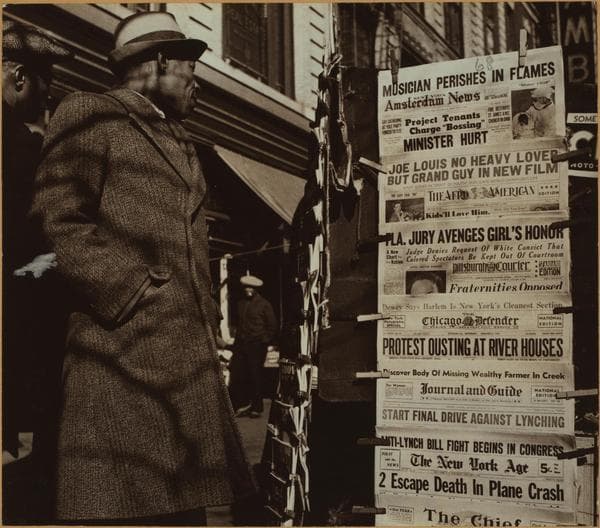 Street scenes - Newsstands., 1938