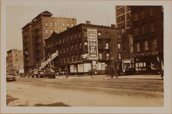 Manhattan: 11th Avenue - 52nd Street, 1935