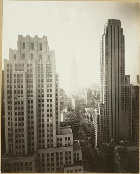 Manhattan: 5th Avenue - [Between 42nd and 44th Streets], 1936