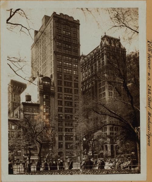 Manhattan: 5th Avenue - 26th Street, 1923