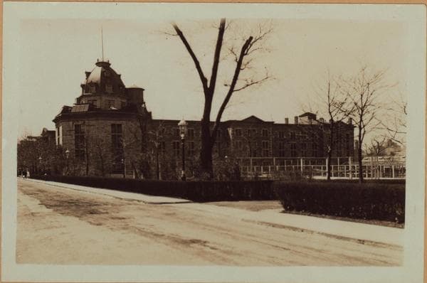 Manhattan: Welfare Island - Metropolitan Hospital., 1933